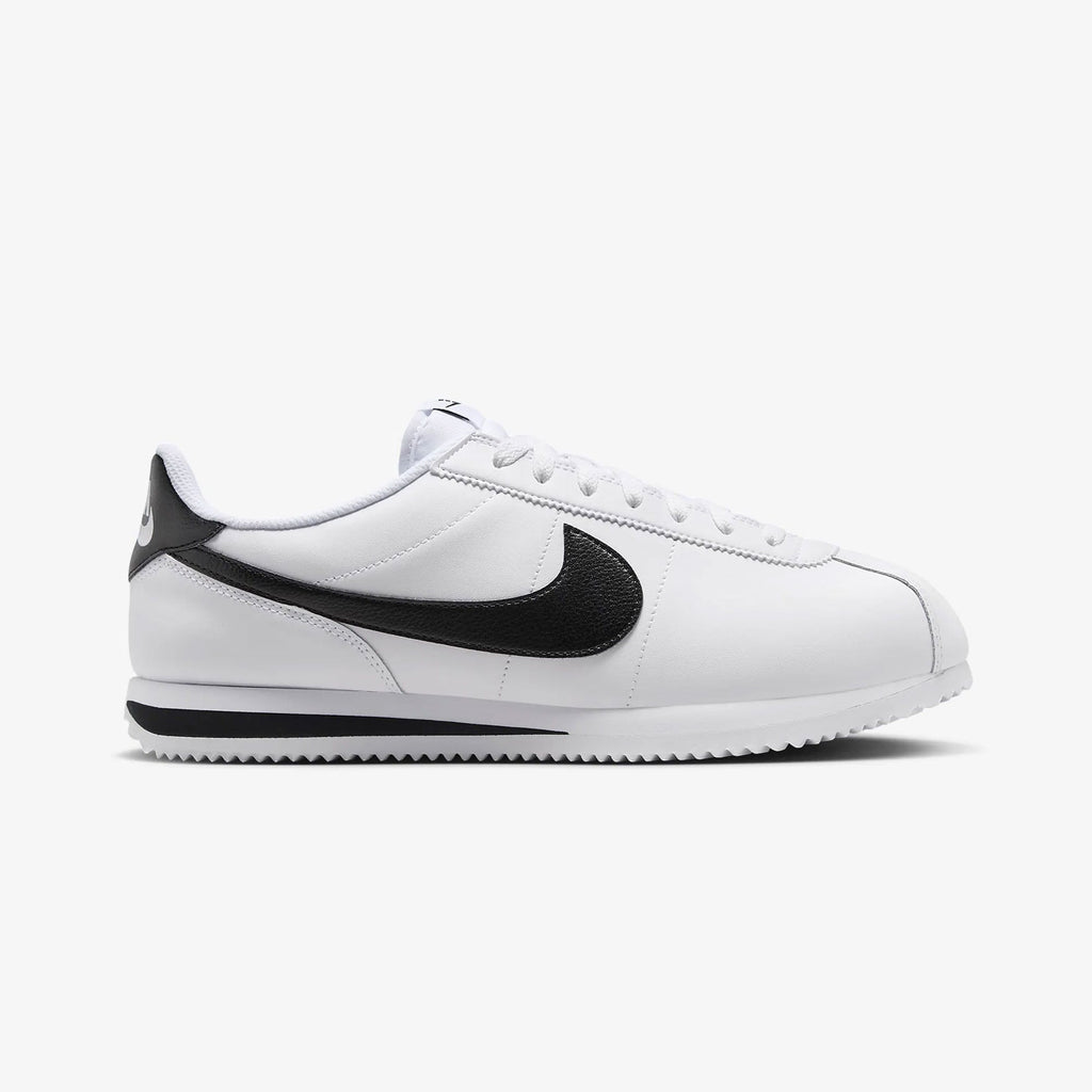 NIKE | CORTEZ { WHITE/BLACK