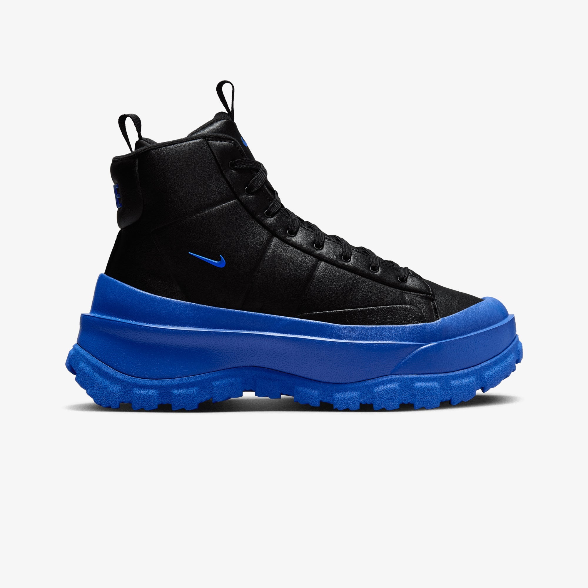 NIKE | BLAZER ROAM MID { BLACK/RACER BLUE