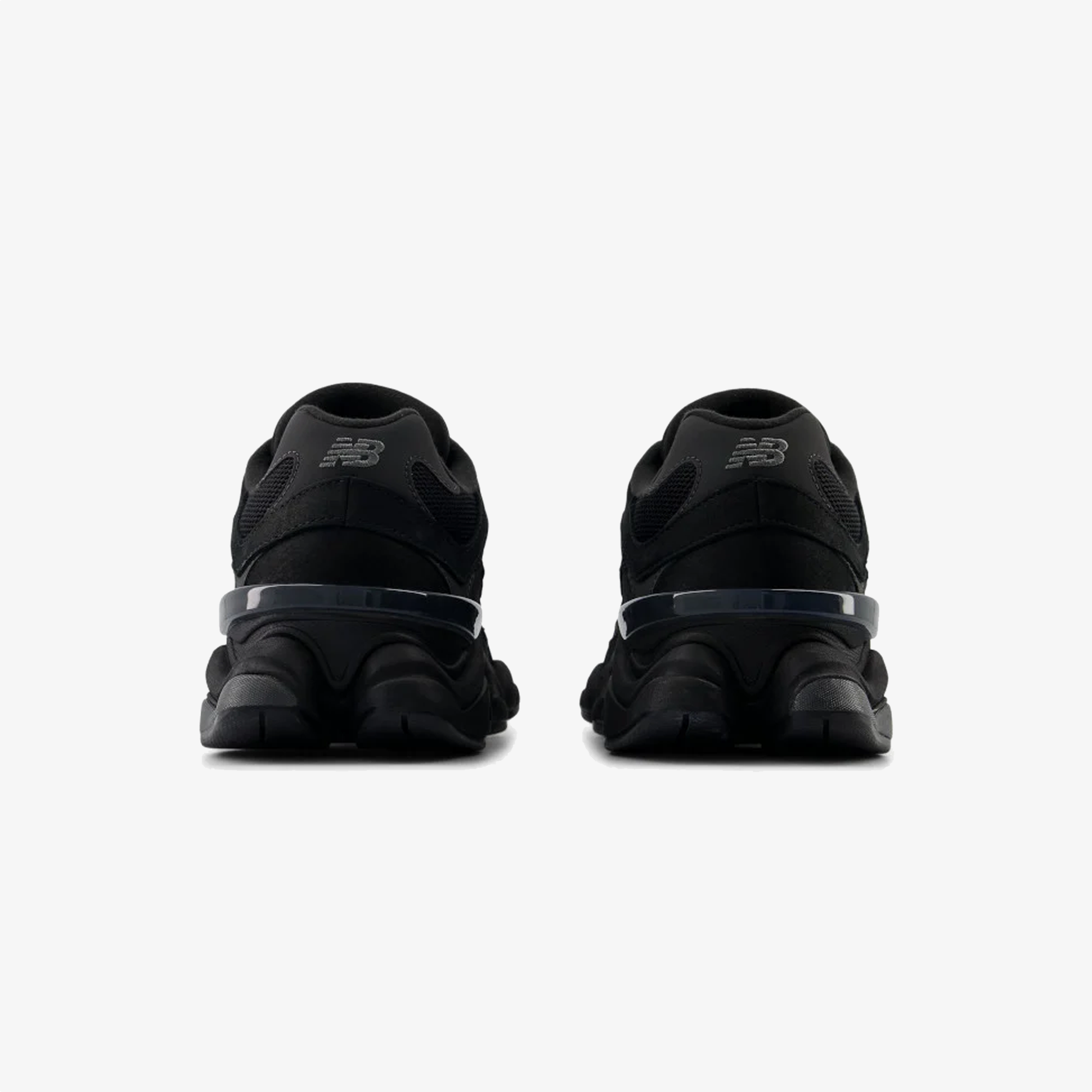 New Balance | 9060 { BLACK/BLACK