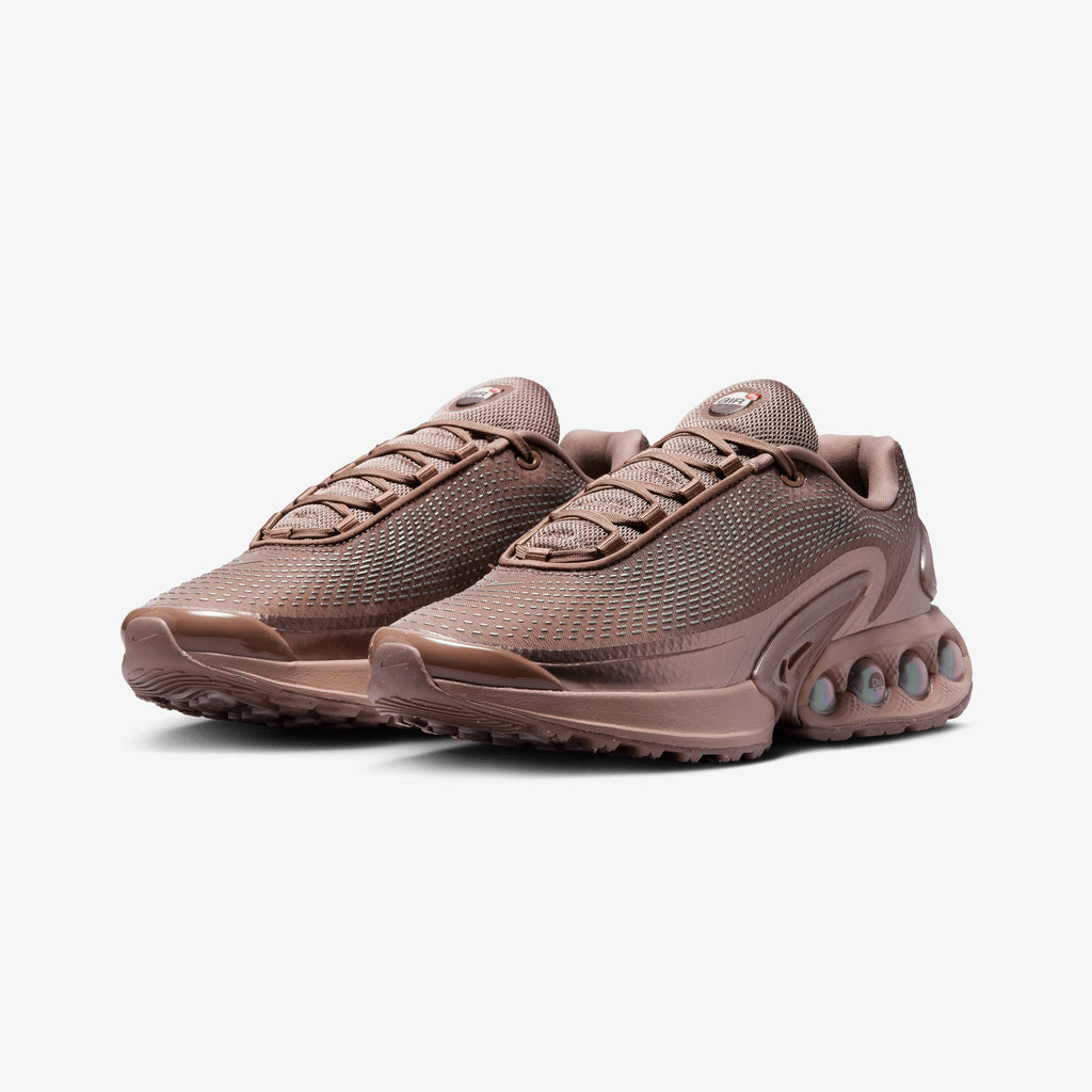 Nike | AIR MAX DN  { MINK BROWN/IRONSTONE-TAUPE HAZE