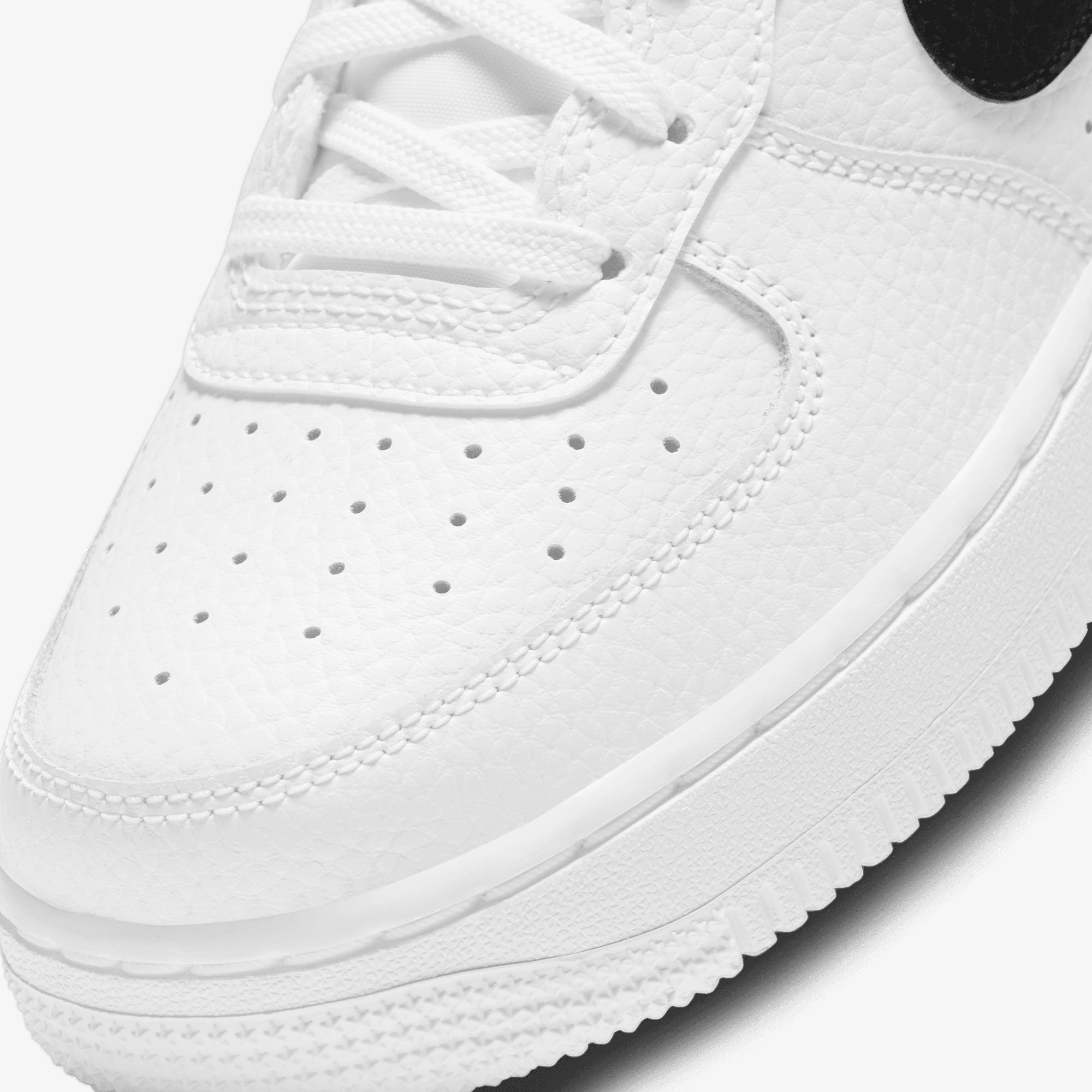 NIKE | AIR FORCE 1 { WHITE/BLACK