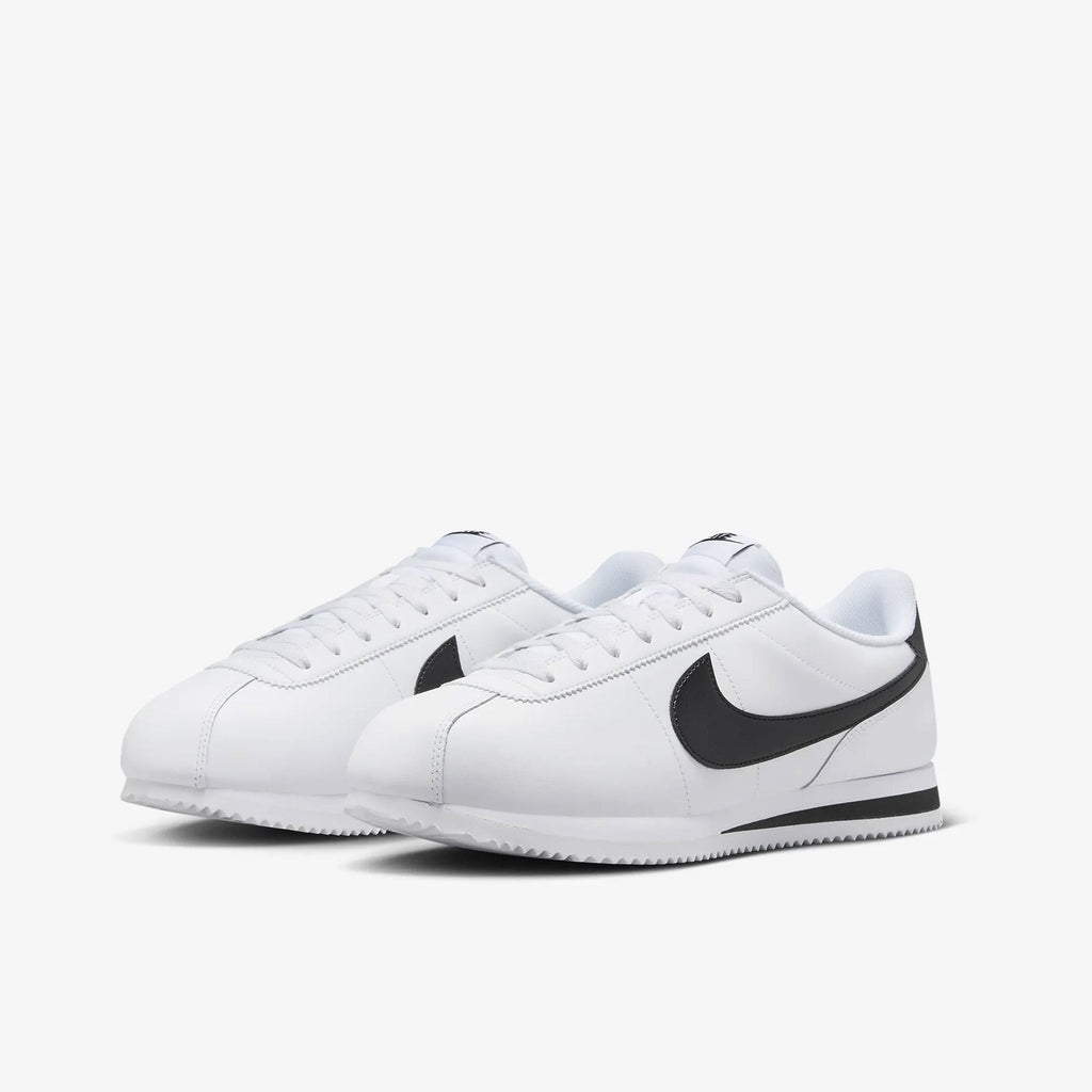 NIKE | CORTEZ { WHITE/BLACK