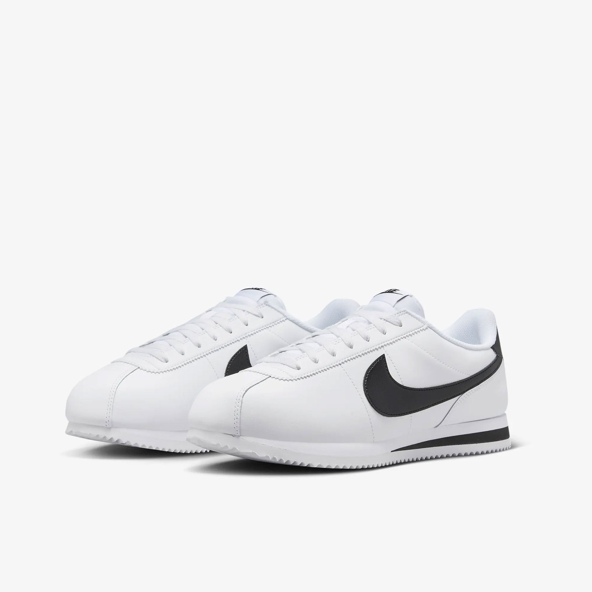 NIKE | CORTEZ { WHITE/BLACK
