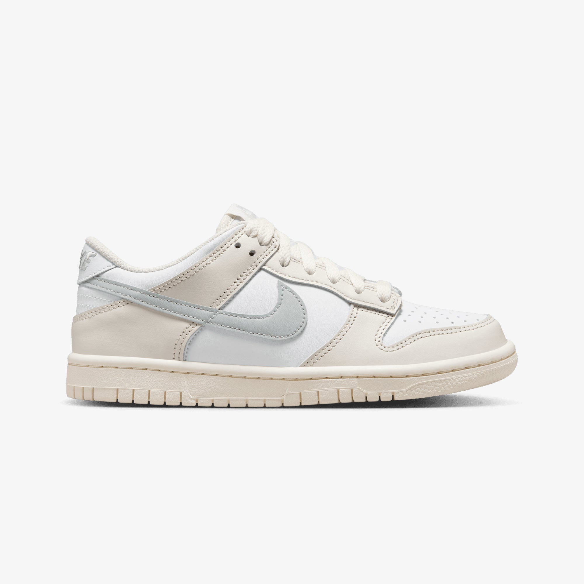 Nike | DUNK LOW { WHITE/LIGHT SILVER-PHANTOM