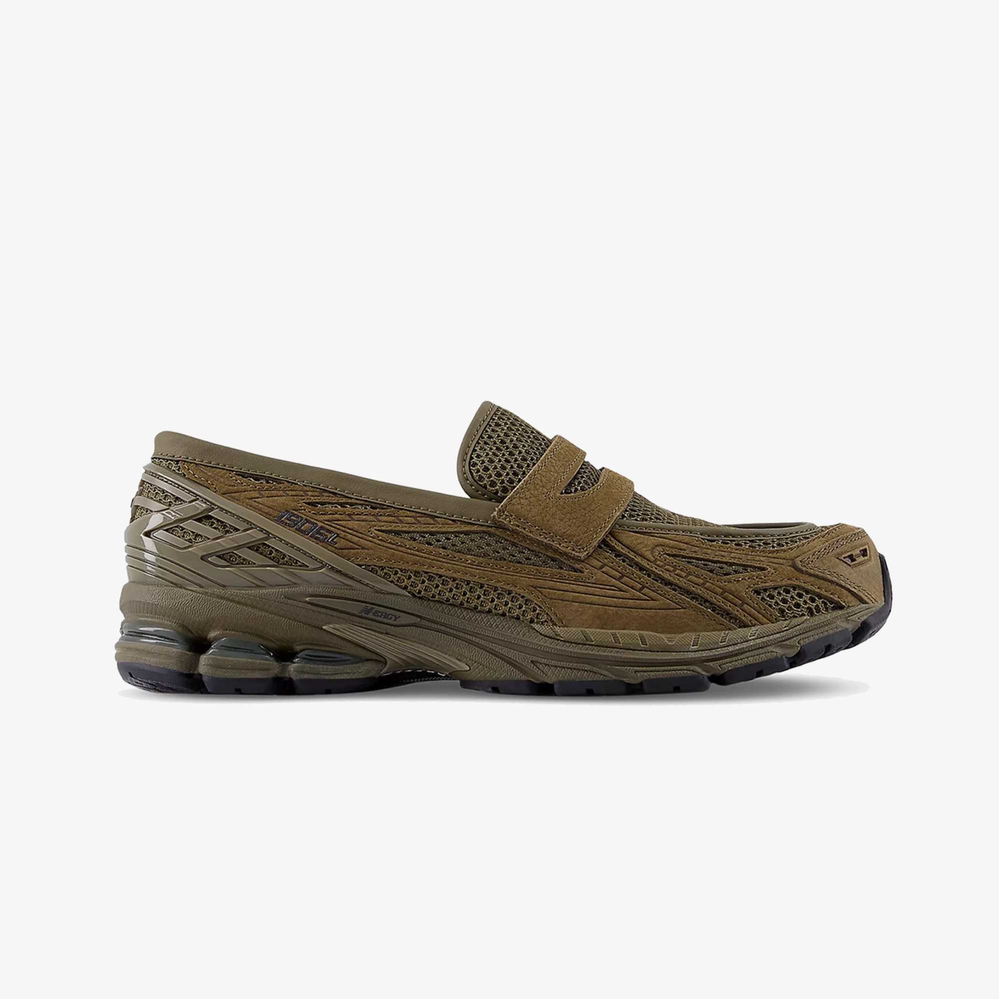 New Balance | 1906L { WOODLAND/OLIVE KHAKI