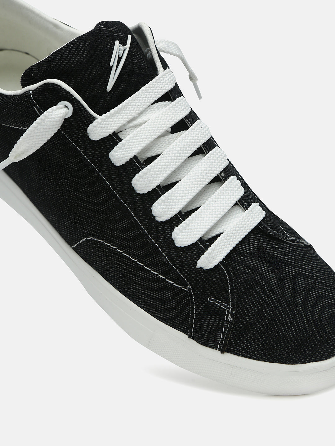 BLACK THREAD - Black Denim Sneakers