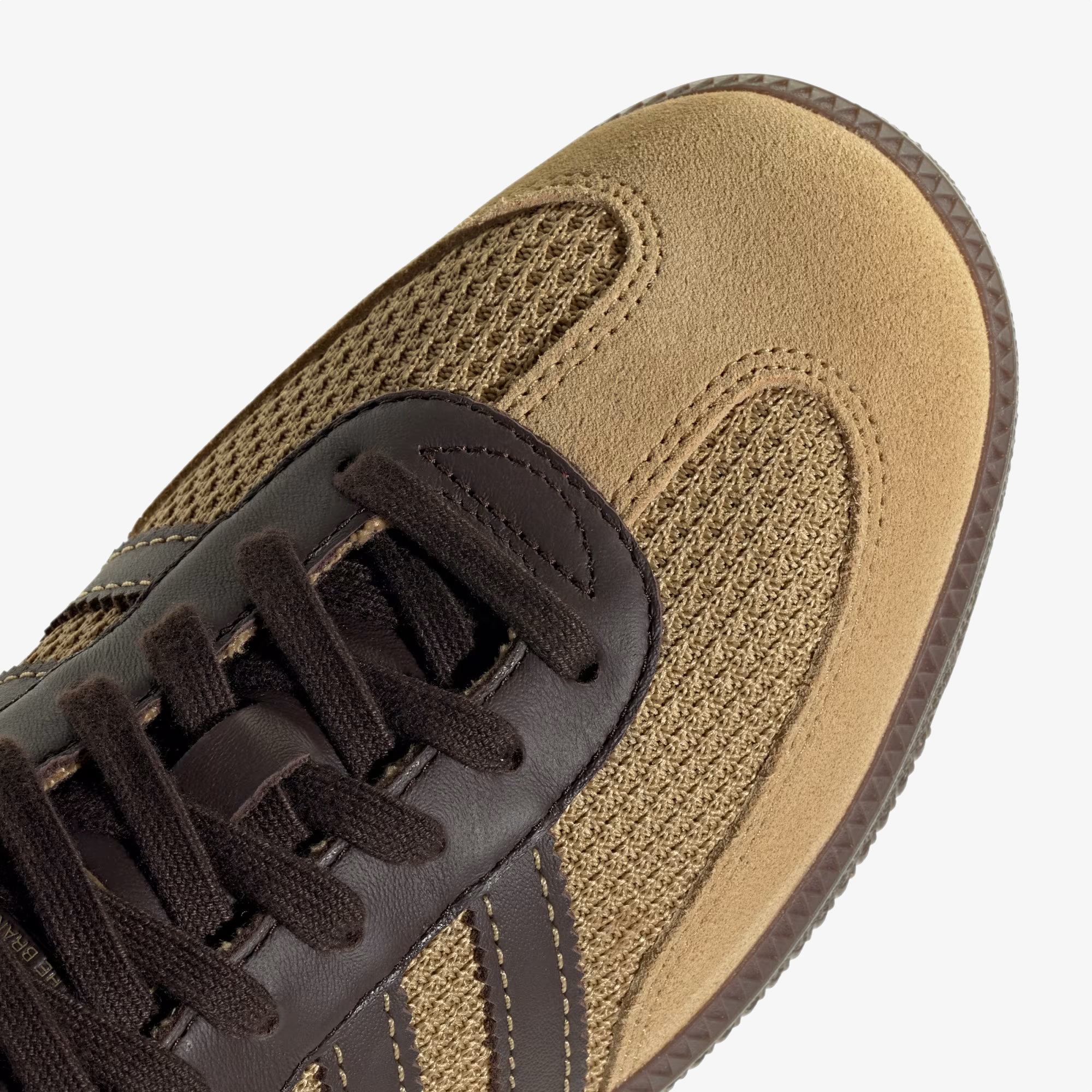 ADIDAS ORIGINALS | SAMBA OG { GOLDEN BEIGE/DARK BROWN/GUM