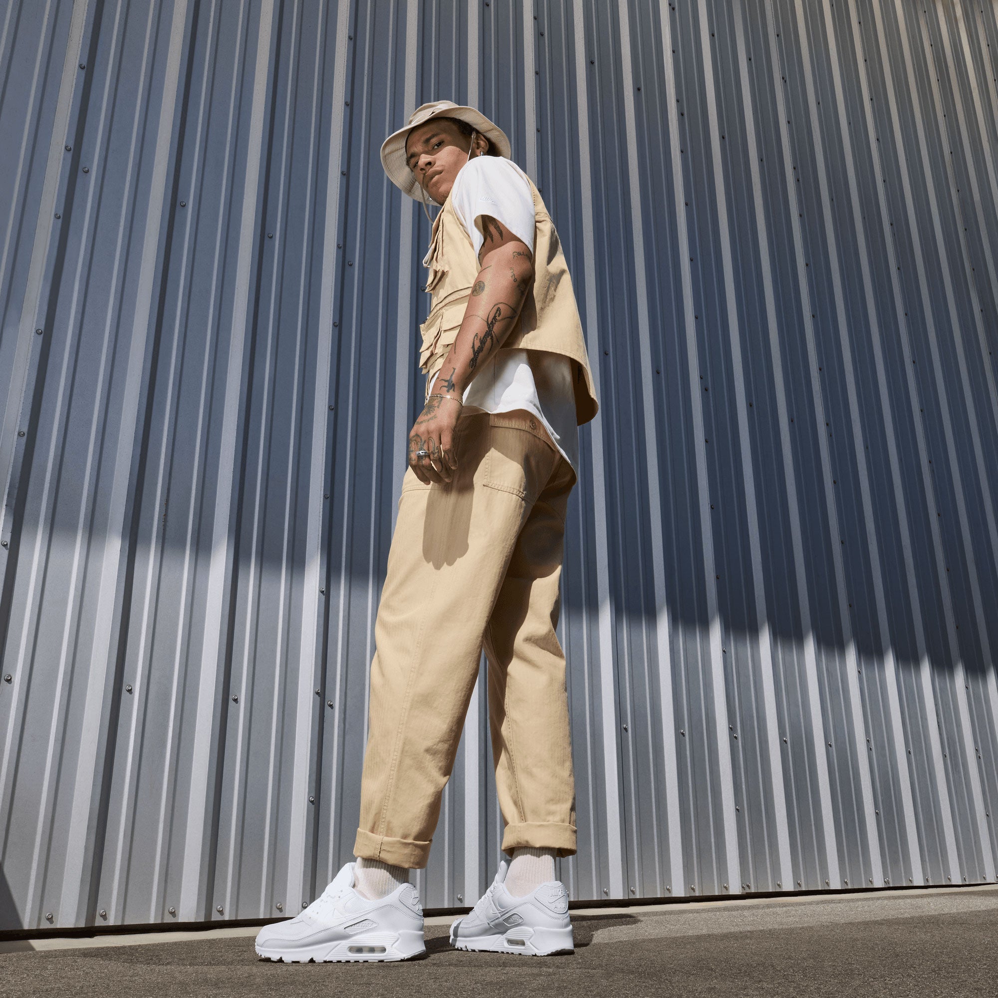 NIKE | AIR MAX 90 { WHITE/WHITE-WHITE-WOLF GREY