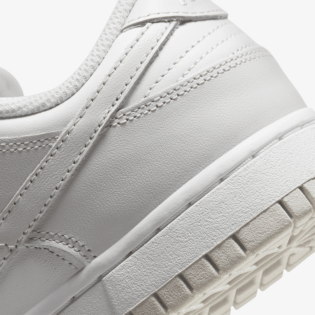 Nike | DUNK LOW  { WHITE/PHOTON DUST-WHITE