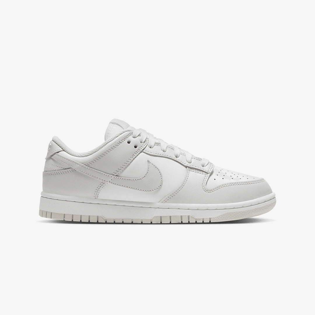 Nike | DUNK LOW  { WHITE/PHOTON DUST-WHITE
