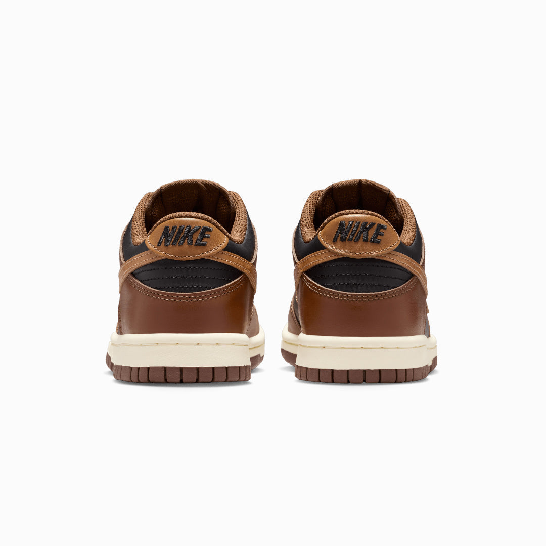 Nike | DUNK LOW { BLACK/BRITISH TAN-CACAO WOW